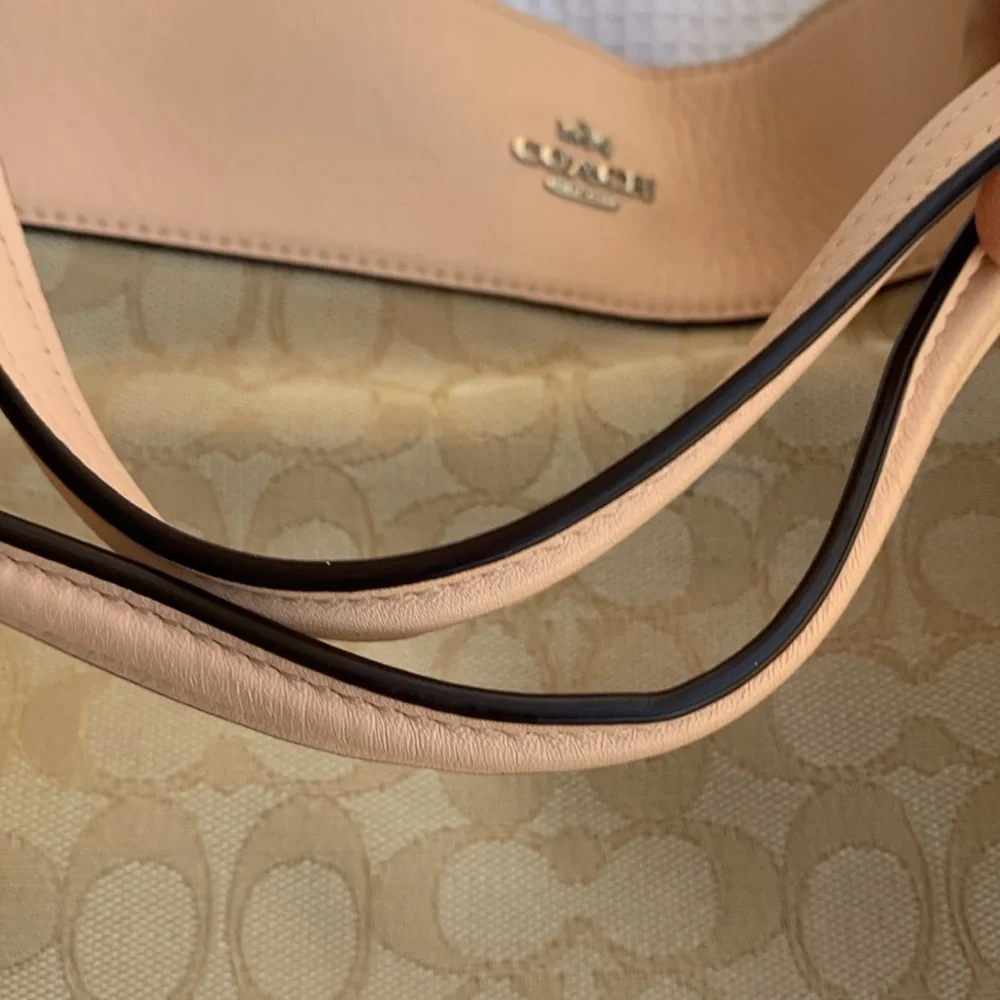 Coach signature satchel bag